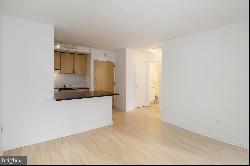 2101 Chestnut Street Unit 320, Philadelphia PA 19103