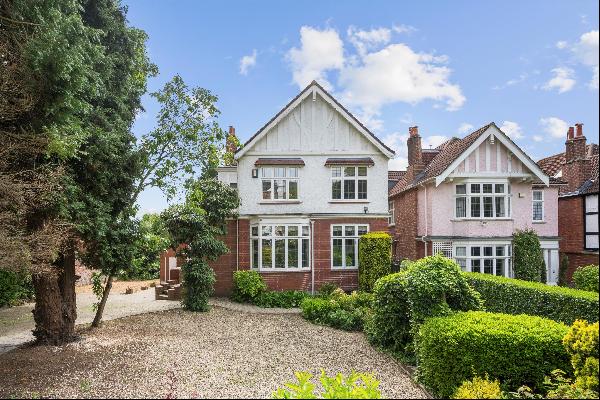 A substantial, detached home in Westbury-On-Trym, with five double bedrooms, a self-contai