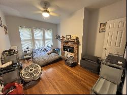 677.5 W Wrightwood Avenue #1N, Chicago IL 60614