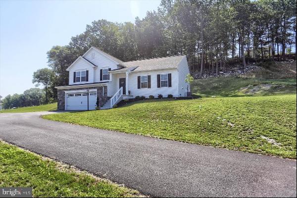 112 Stone Arch Drive, Marysville PA 17053