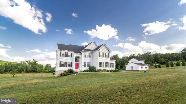 7300 Mount Vernon Drive, Zionsville PA 18092