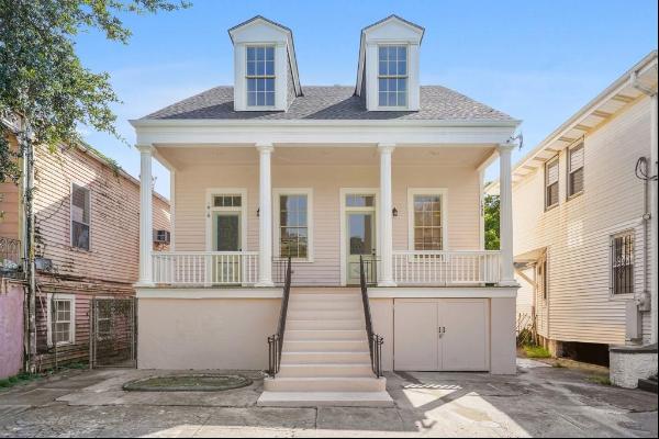 1818 Ursulines Avenue Unit 1818, New Orleans LA 70116