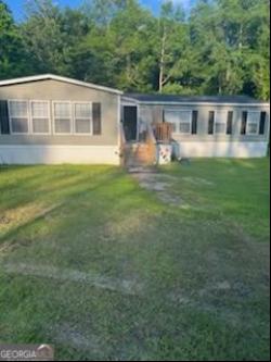 5329 May Road, Ellabell GA 31308