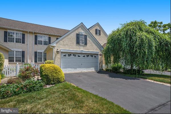 1149 Harrogate Way, Ambler PA 19002