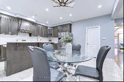 27 Monkton Circ, Brampton ON L6Y0X7