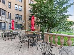 1755 E 55th Street #407, Chicago IL 60615