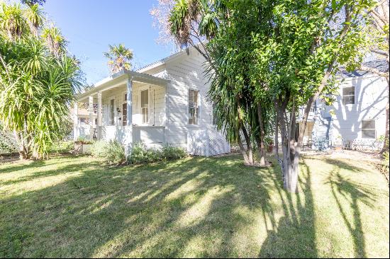 Quaint Farmhouse with ADU Close to Downtown! 