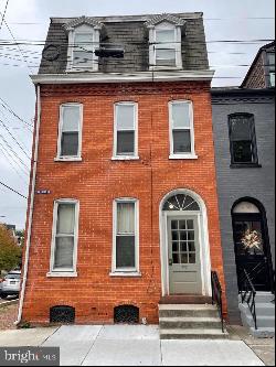 402 W Lemon Street, Lancaster PA 17603