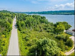 1777 S Lake Shore Drive, Lake Leelanau MI 49653