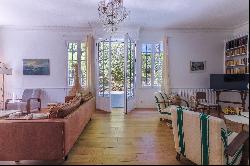 ARCACHON - SPRING CITY - MAGNIFICENT RENOVATED FAMILY VILLA 150 M FROM THE BEACH