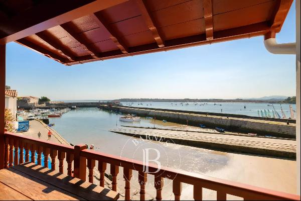 SOCOA, 113 M² APARTMENT WITH THREE BEDROOMS AND STUNNING VIEWS OF THE PORT