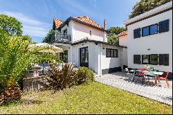 EXCLUSIVITY - PYLA SUR MER - MAGNIFICENT VILLA LOCATED 100 M FROM THE BEACH