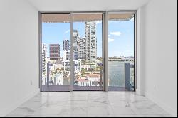 700 NE 26 Th Terr, #1501, Miami, FL