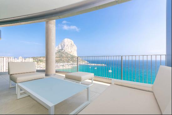 Luxury Seafront Apartment in Calpe