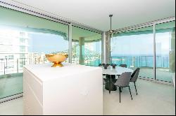 Luxury Seafront Apartment in Calpe