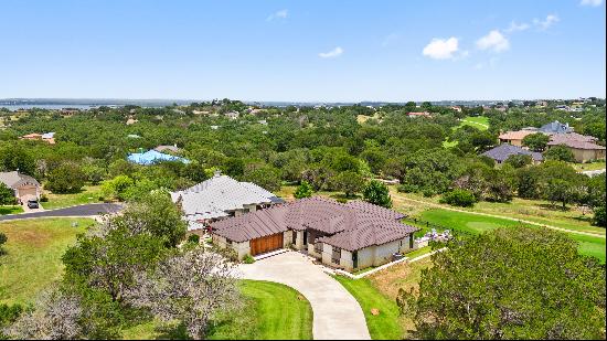 One level Contemporary on Applerock Golf Course