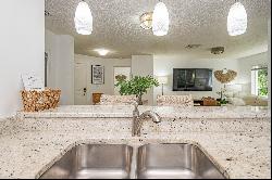 1335 Winding Oaks Circle E, #1001, Vero Beach, FL