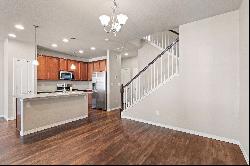 Beautiful townhome located in Wolf Ranch!