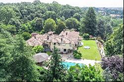 Stunning villa with pool near Milan