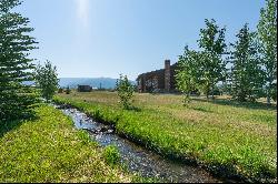 Home and Barn with Darby Canyon Views 