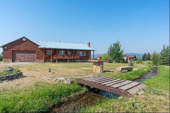 Home and Barn with Darby Canyon Views 