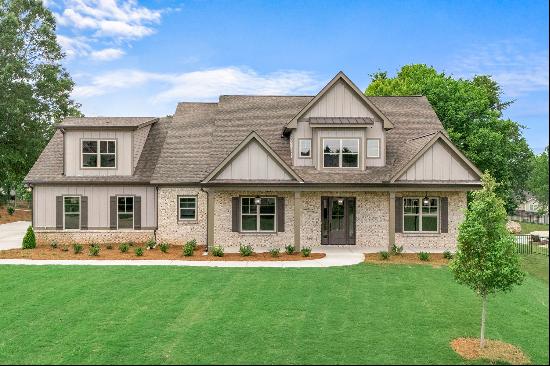 Brand New Construction Home in Sought after Traditions of Braselton