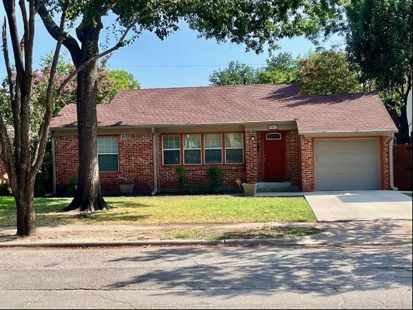 5117 N Hall Street, Dallas TX 75235