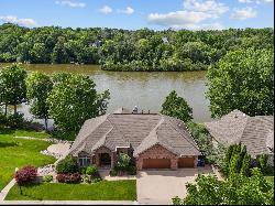 94 Hidden Acres Ct, Appleton WI 54915