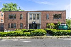 609 Farmington Avenue, Hartford CT 06105