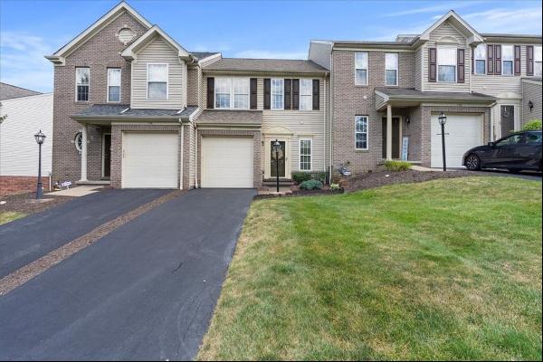 156 Southern Valley Ct, Adams Twp PA 16046