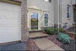 156 Southern Valley Ct, Adams Twp PA 16046