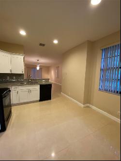 3942 Mango Dr Unit 3942, Weston FL 33332