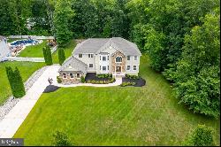 301 Fox Run Court, Mullica Hill NJ 08062