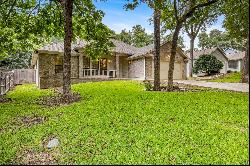 Split floor plan with mature trees in an established neighborhood