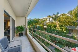 1131 Alta Loma Road #422, West Hollywood CA 90069