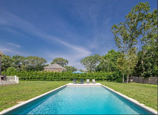 New Construction - East Quogue 5 bed/4 bath $2.695M