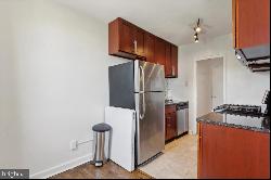 2601 Pennsylvania Avenue #554, Philadelphia PA 19130