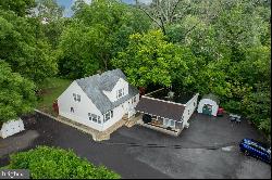 10 Indian Head Road, Collegeville PA 19426