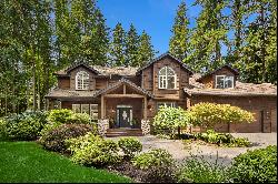 10076 Arrow Point Drive Northeast, Bainbridge Island, WA 98110