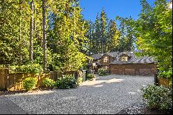 10076 Arrow Point Drive Northeast, Bainbridge Island, WA 98110