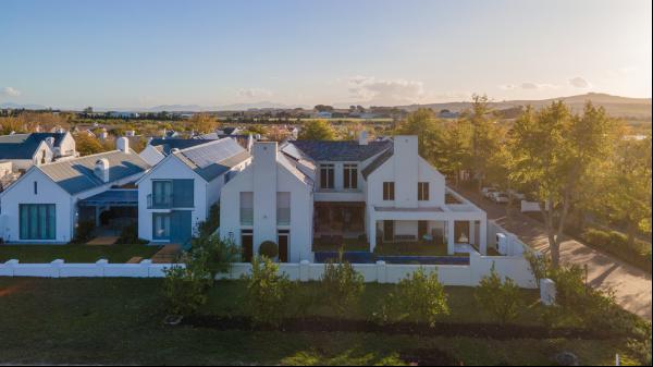 Luxurious and Exclusive Home on Pristine Golf Estate in Stellenbosch