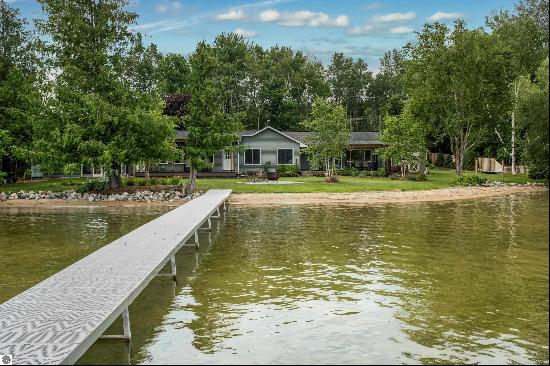 6854 Gorham Beach Lane, Bellaire, MI, 49615, USA