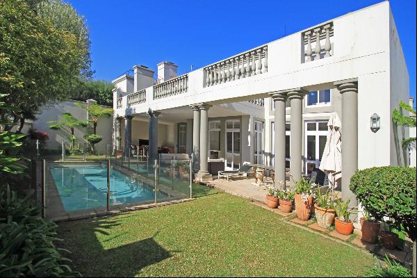 4 Oro Verde, 57 1st Road, Hyde Park, SOUTH AFRICA