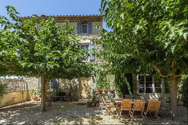 A charming Provencal home in L'Isle-sur-la-Sorge