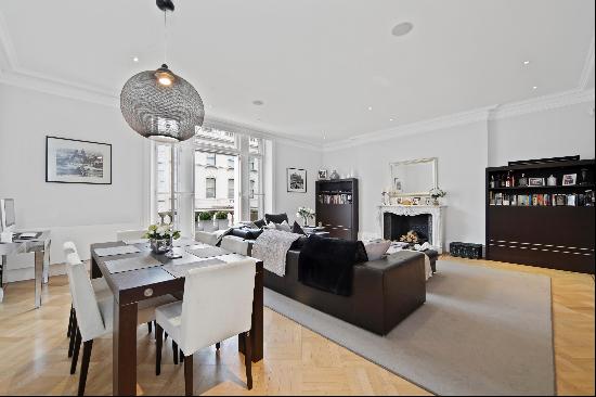 A superb apartment located on the desirable De Vere Gardens, Kensington W8.