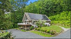 746 East River Drive, Lake Luzerne, NY 12846