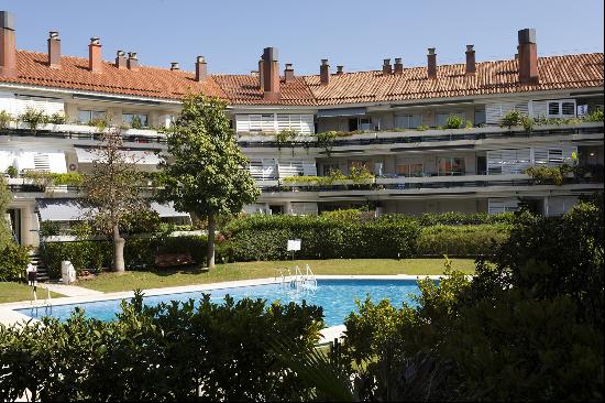 Exquisite luxury apartment on the seafront, on the seafront promenade of Sitges