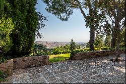 Exquisite Cigarral in Toledo with panoramic view