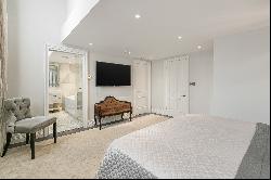 A beautifully designed First Floor apartment with direct lift access.