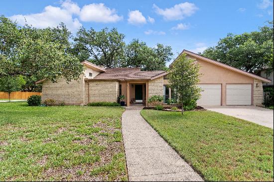 Elegant Single-Story Home in Prime Location